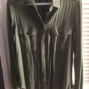 American Eagle cargo shirt.